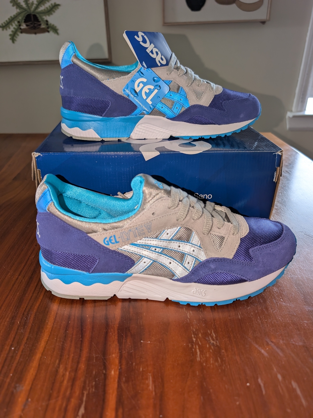ASICS Men's GEL-Lyte V Blue & Gray Athletic Sneakers